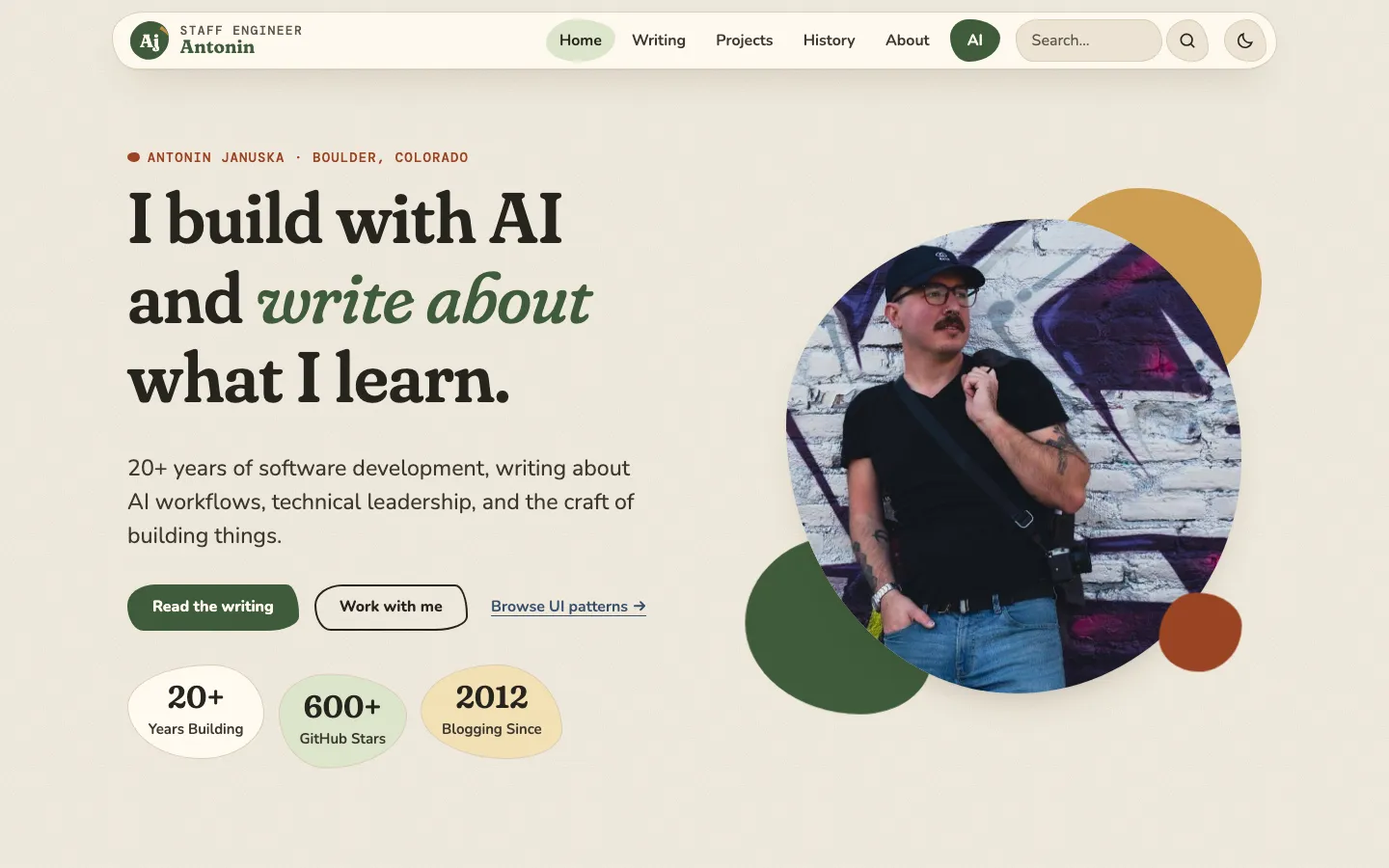 The Organic Blobs page design